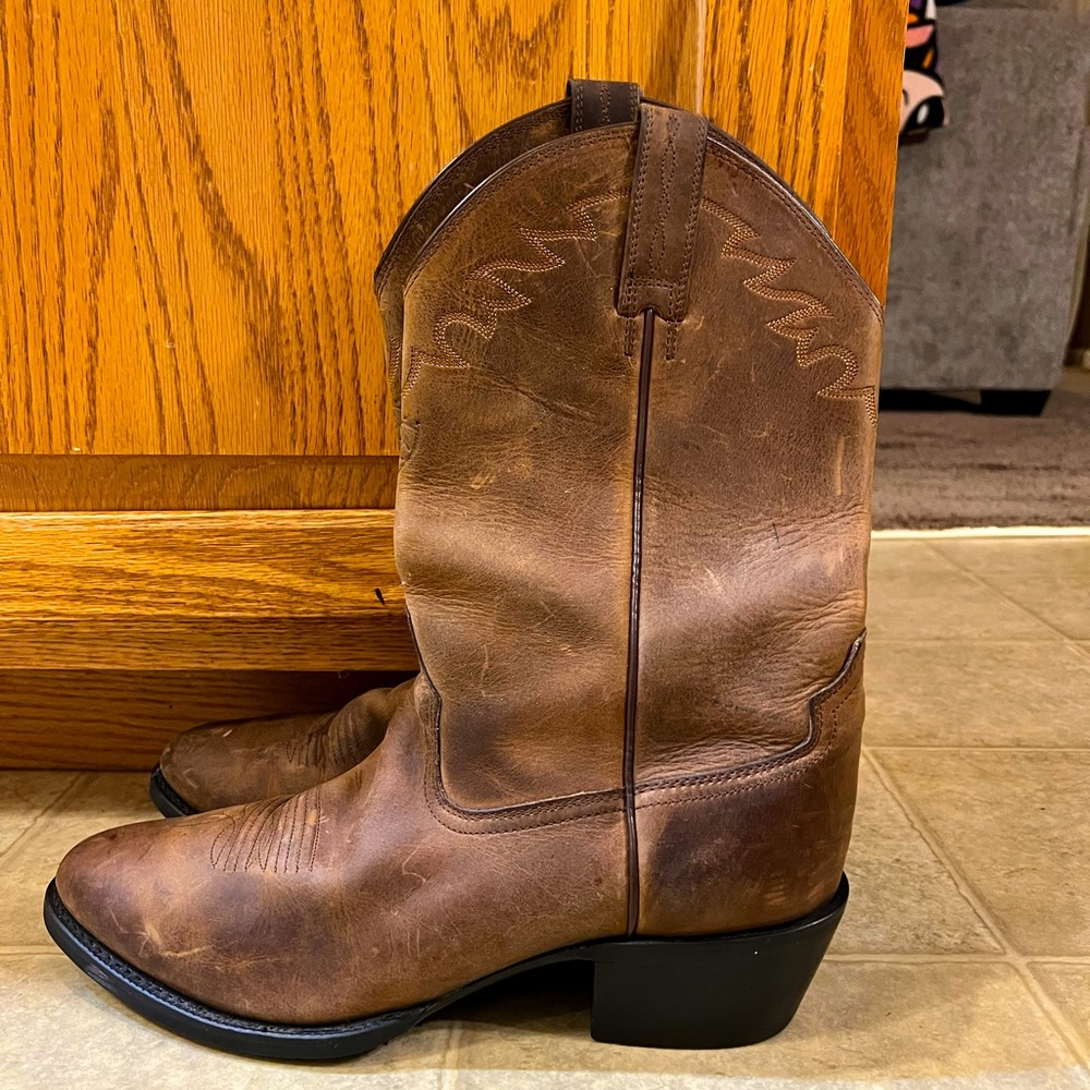 Ariat Heritage Roper Boots- 12D